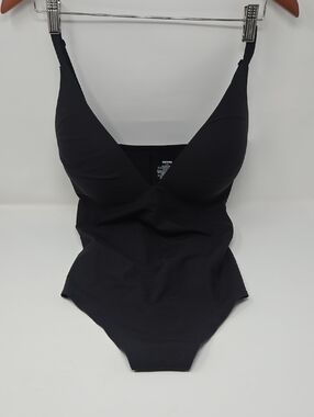 BNWT SKIMS SUPER PUSH-UP THONG BODYSUIT SIZE LARGE